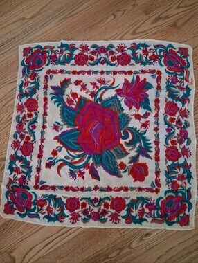 Vera Vintage Wool Floral Square Scarf